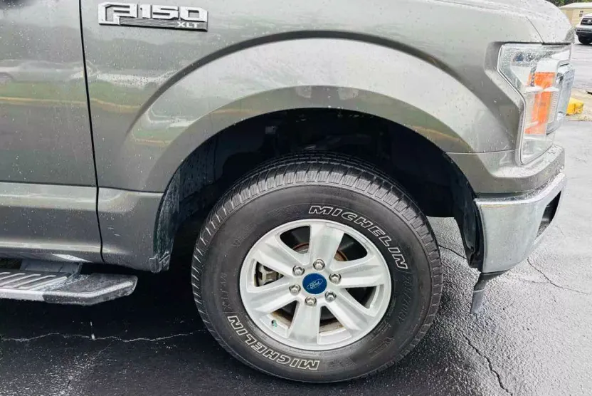 2018 Ford F-150 XLT photo 1