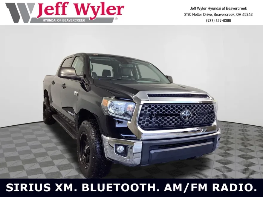 2020 Toyota Tundra SR5 CrewMax photo 1
