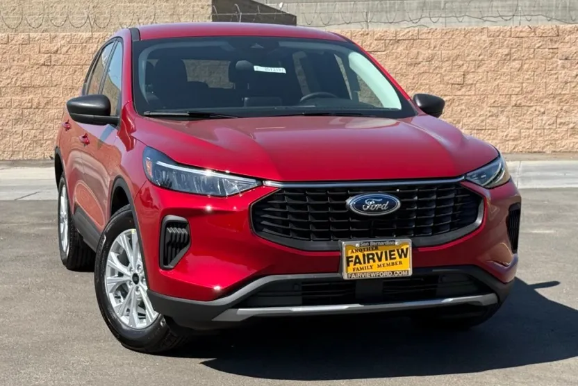 2025 Ford Escape Active photo 1
