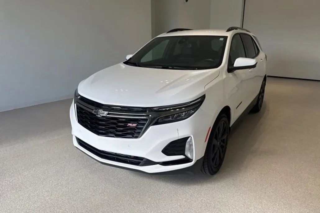 2022 Chevrolet Equinox RS photo 1