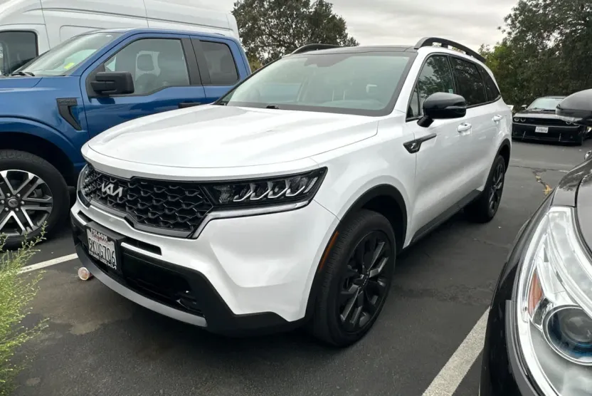 2023 Kia Sorento X-Line EX photo 1