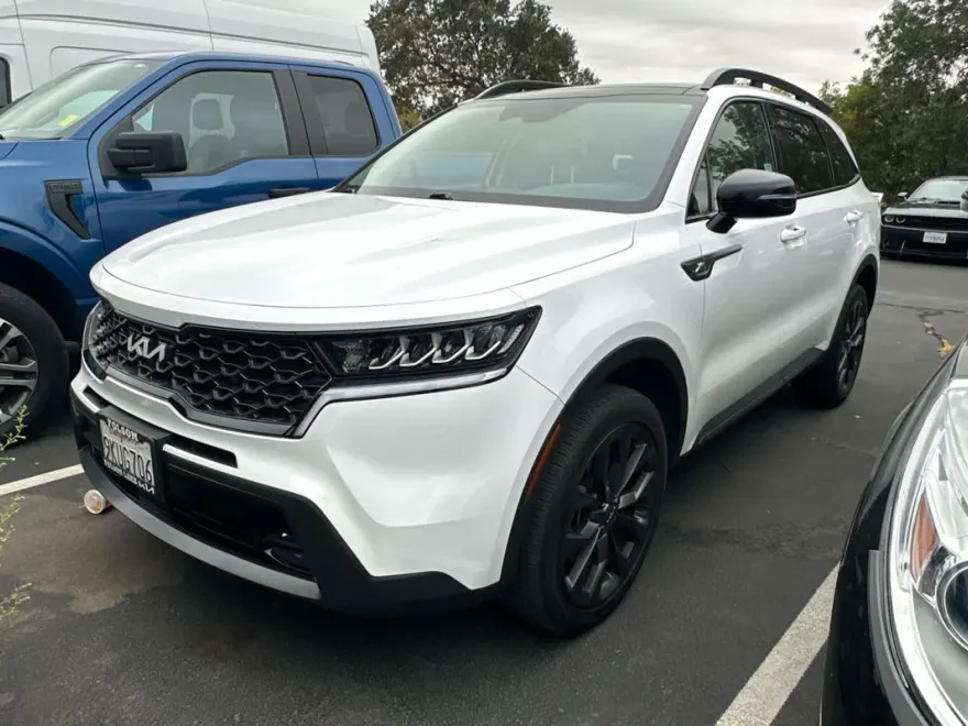 2023 Kia Sorento X-Line EX photo 1