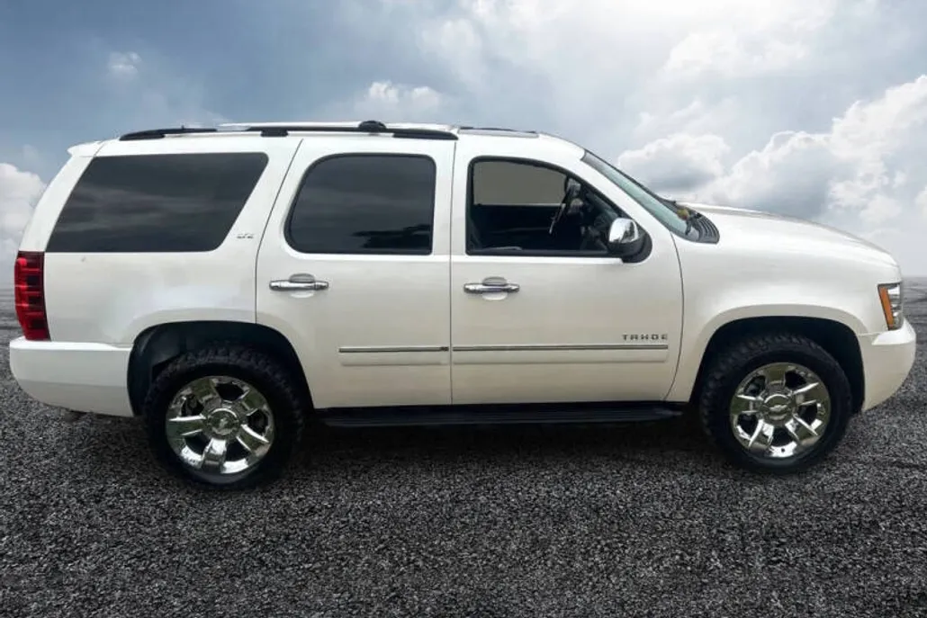 2012 Chevrolet Tahoe LTZ photo 1