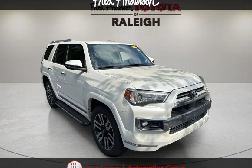 2022 Toyota 4Runner Limited photo 1