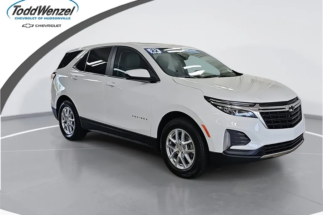 2022 Chevrolet Equinox LT photo 1