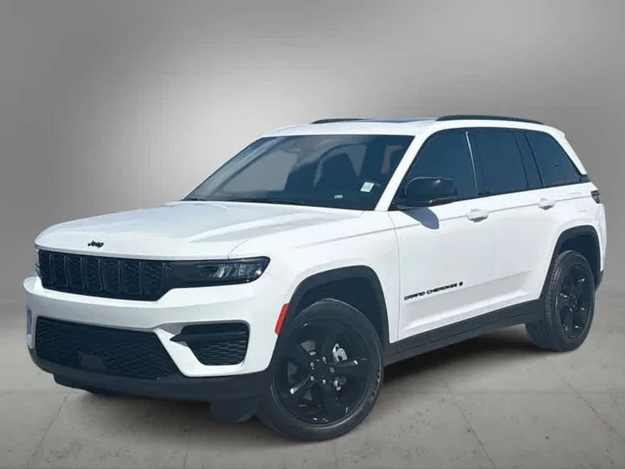2023 Jeep Grand Cherokee Altitude photo 1