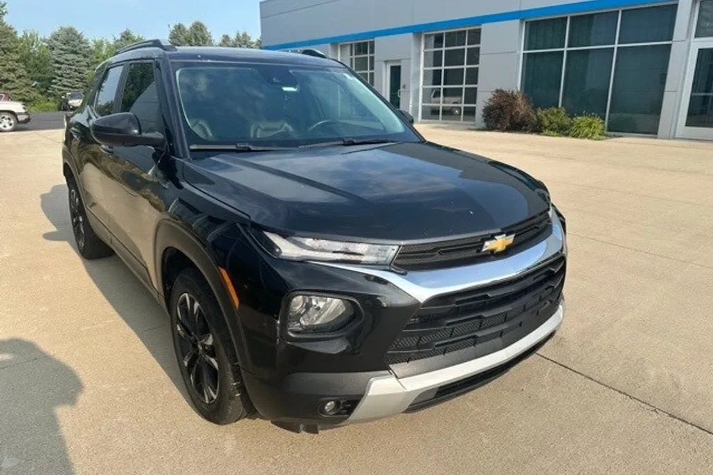 2022 Chevrolet Trailblazer LT photo 1