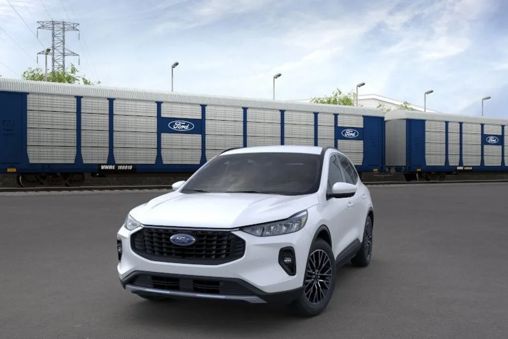 2025 Ford Escape photo 1