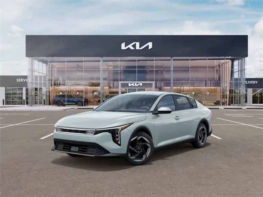 2025 Kia K4 EX photo 1