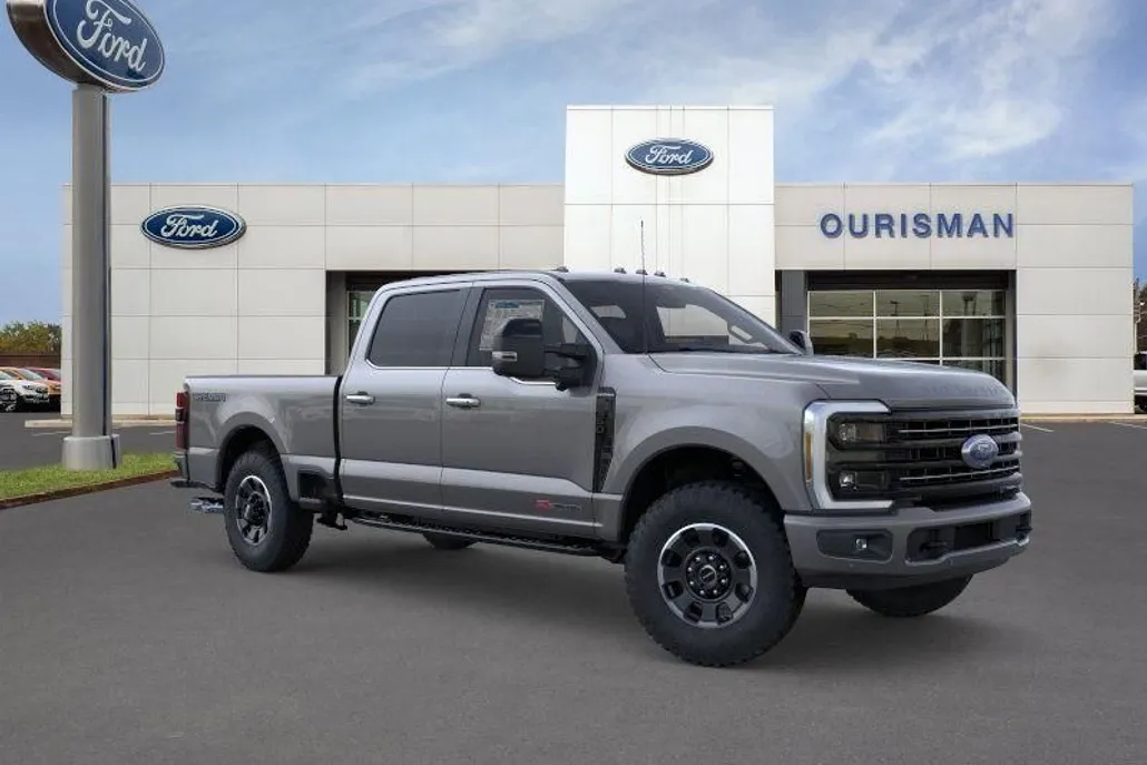 2026 Ford F-350 Platinum photo 1