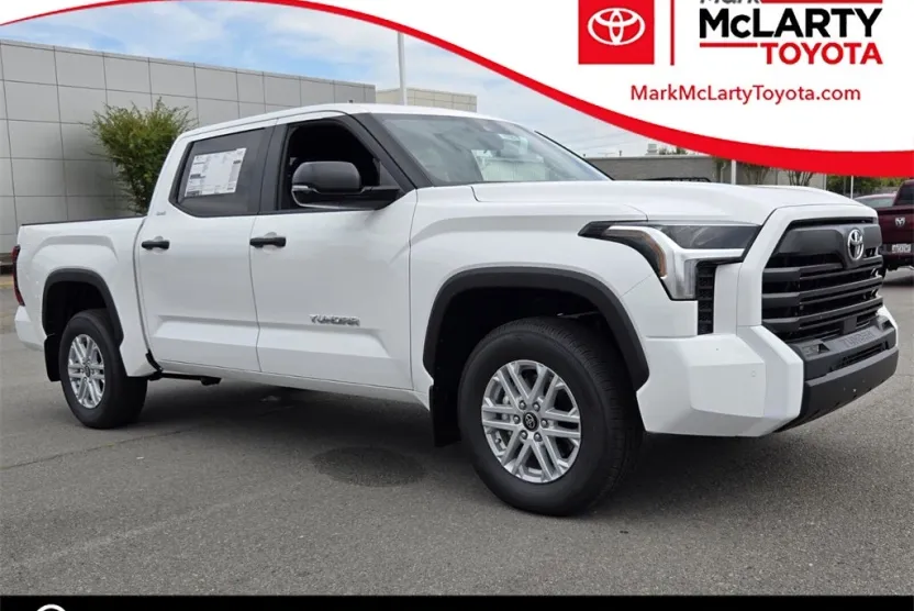 2026 Toyota Tundra SR5 photo 1