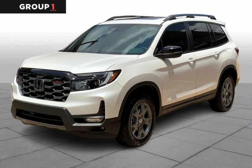 2025 Honda Passport TrailSport photo 1