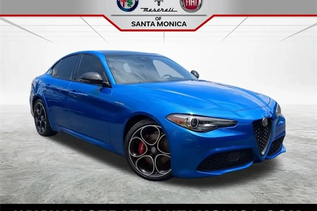 2022 Alfa Romeo Giulia Ti - VELOCE photo 1