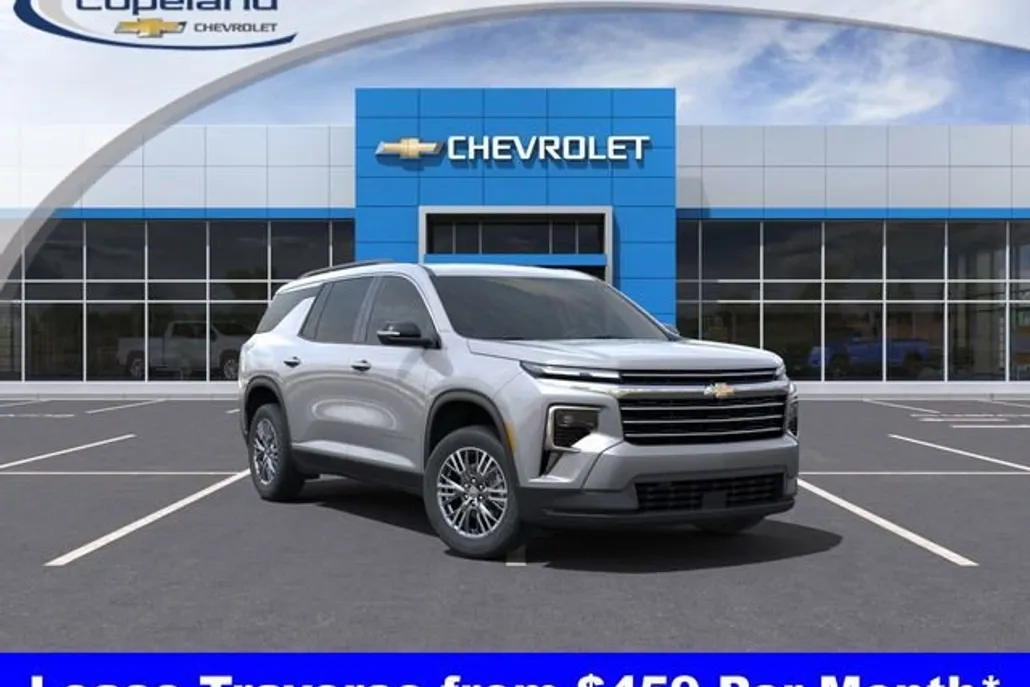 2025 Chevrolet Traverse photo 1