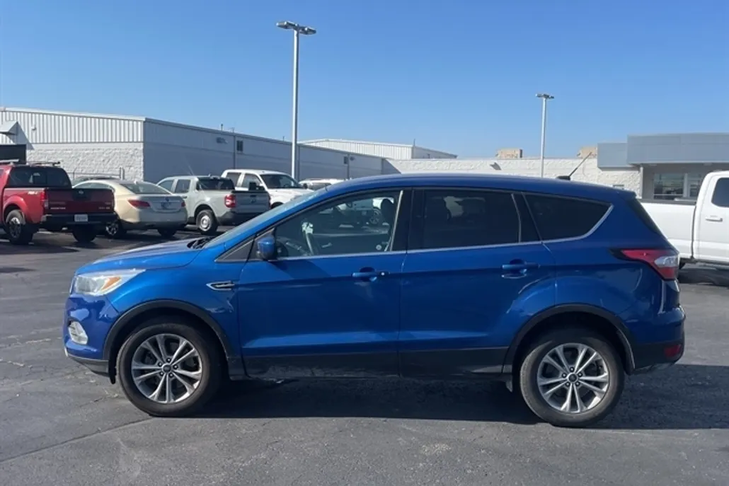 2017 Ford Escape SE photo 1