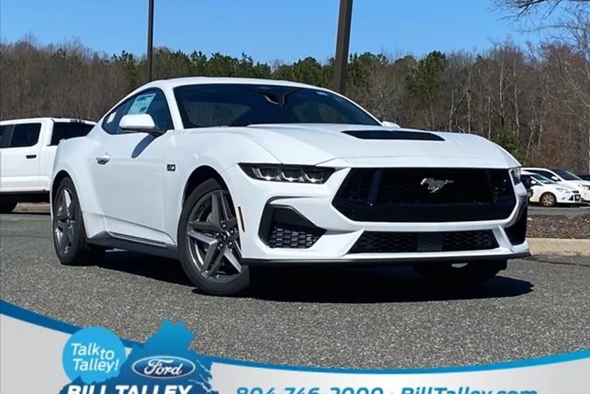 2025 Ford Mustang GT photo 1