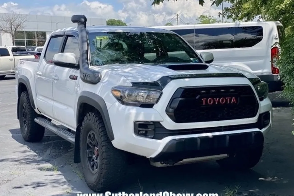2019 Toyota Tacoma 4x4 SR photo 1