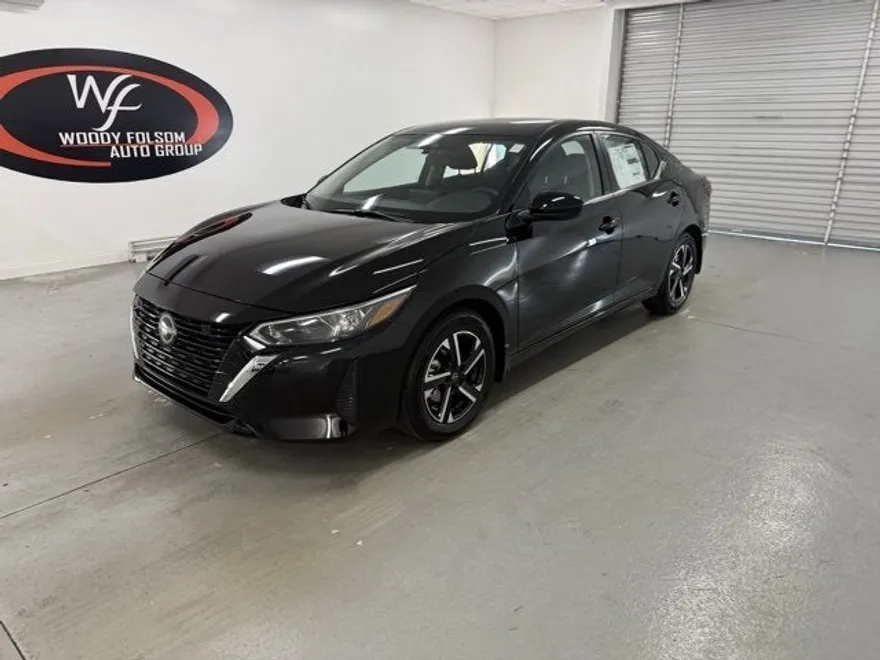 2025 Nissan Sentra SV photo 1