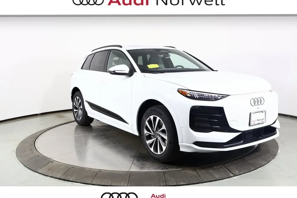 2025 Audi Q6 E-tron Premium Plus photo 1
