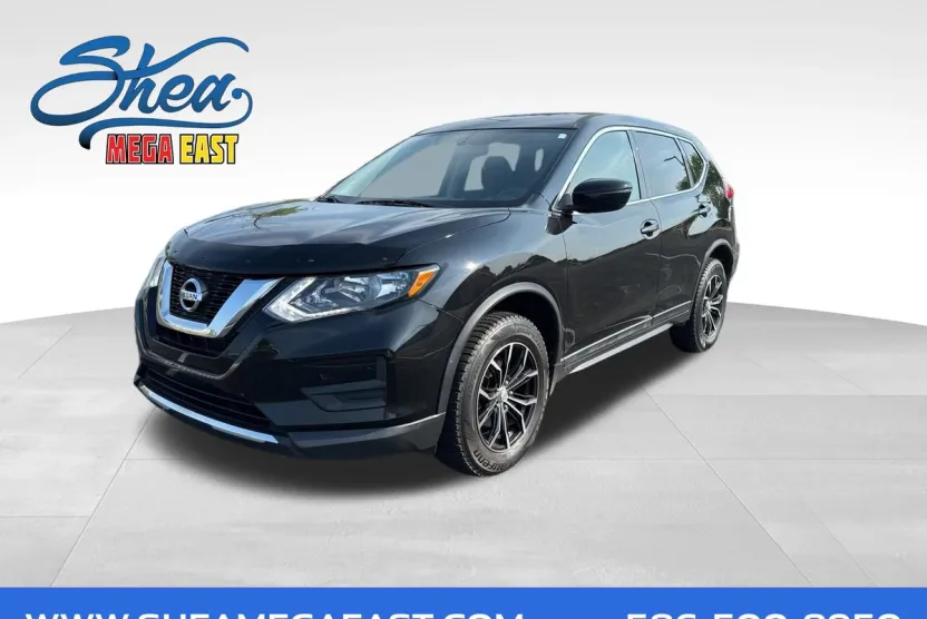2017 Nissan Rogue S photo 1