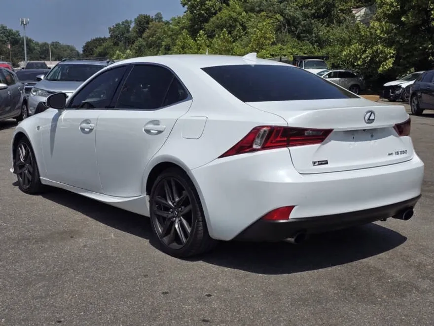 2015 Lexus IS 250 photo 1