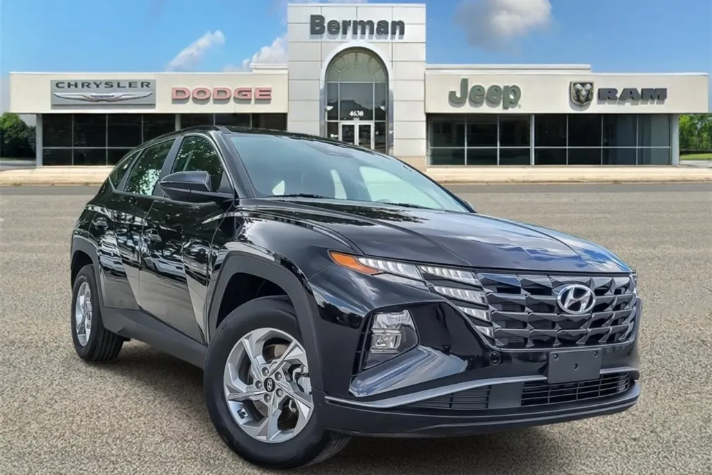 2022 Hyundai Tucson SE photo 1