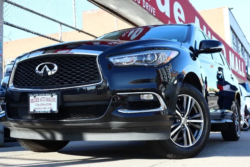 2017 Infiniti QX60 Base photo 1