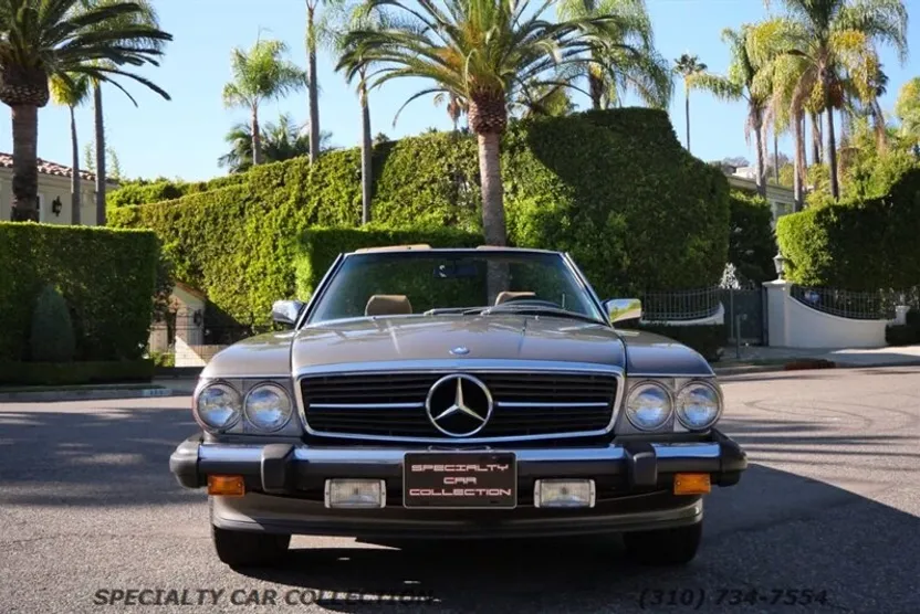 1989 Mercedes Benz 560 photo 1