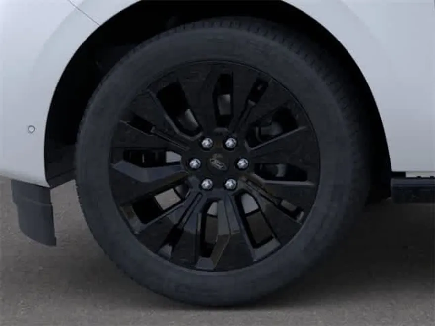2025 Ford Expedition Platinum MAX photo 16