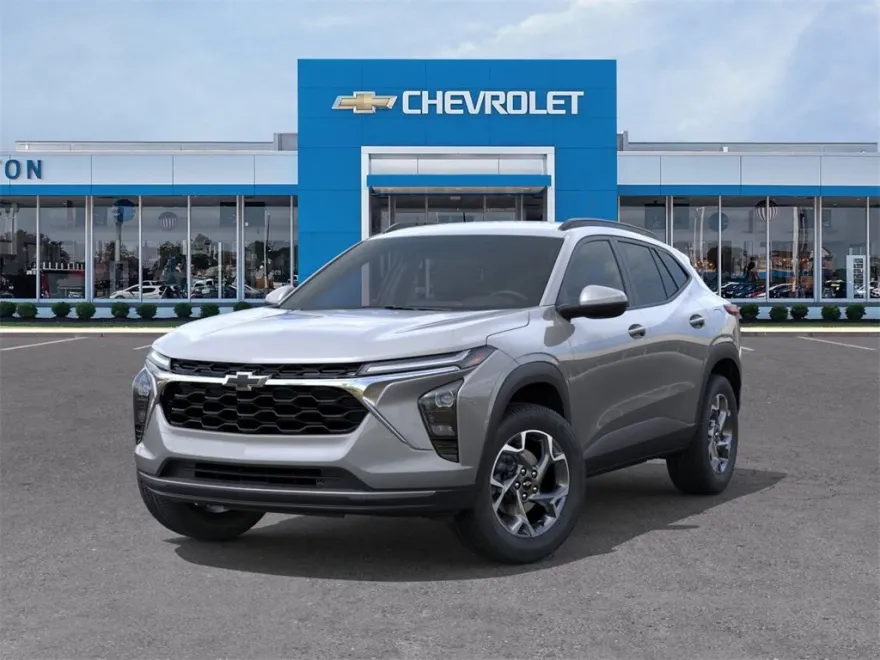 2025 Chevrolet Trax LT photo 1