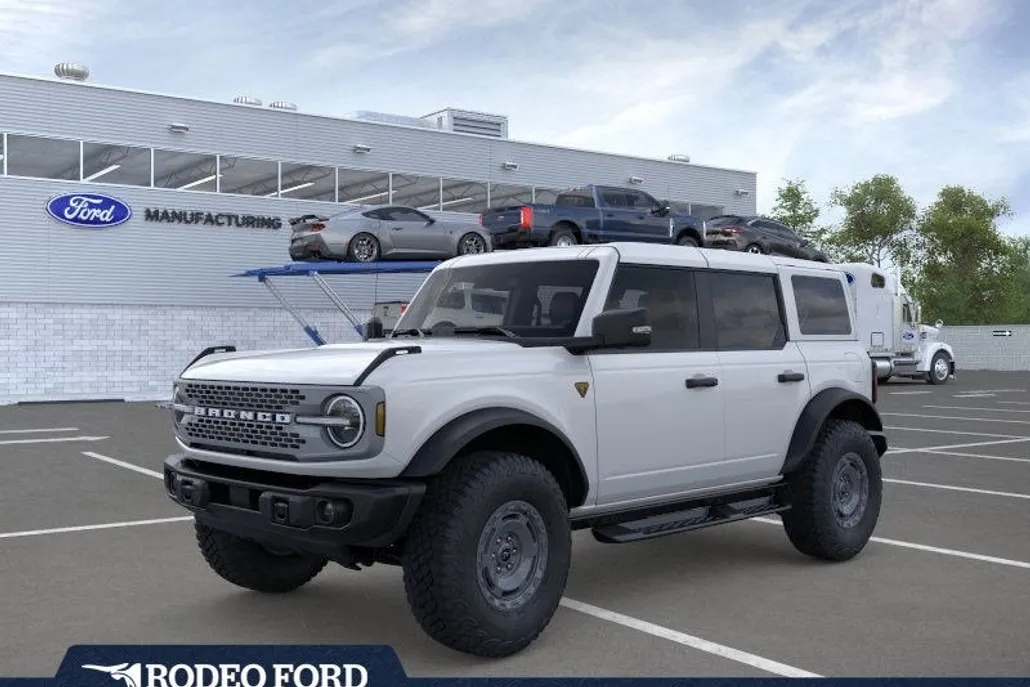 2025 Ford Bronco Badlands photo 1