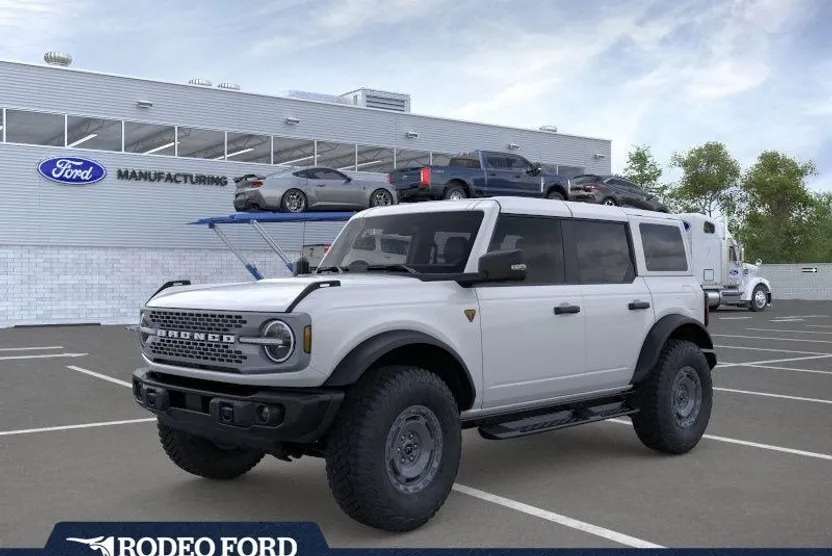 2025 Ford Bronco Badlands photo 1