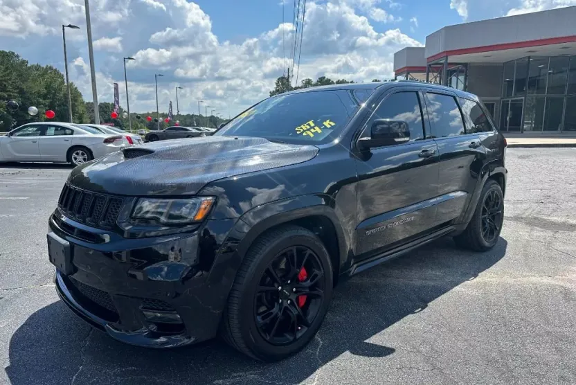 2017 Jeep Grand Cherokee SRT8 photo 1