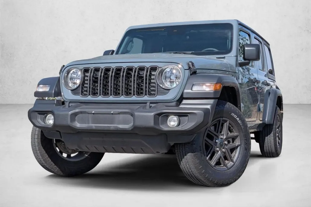 2024 Jeep Wrangler photo 1