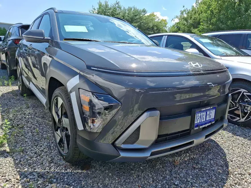 2026 Hyundai Kona Limited photo 1