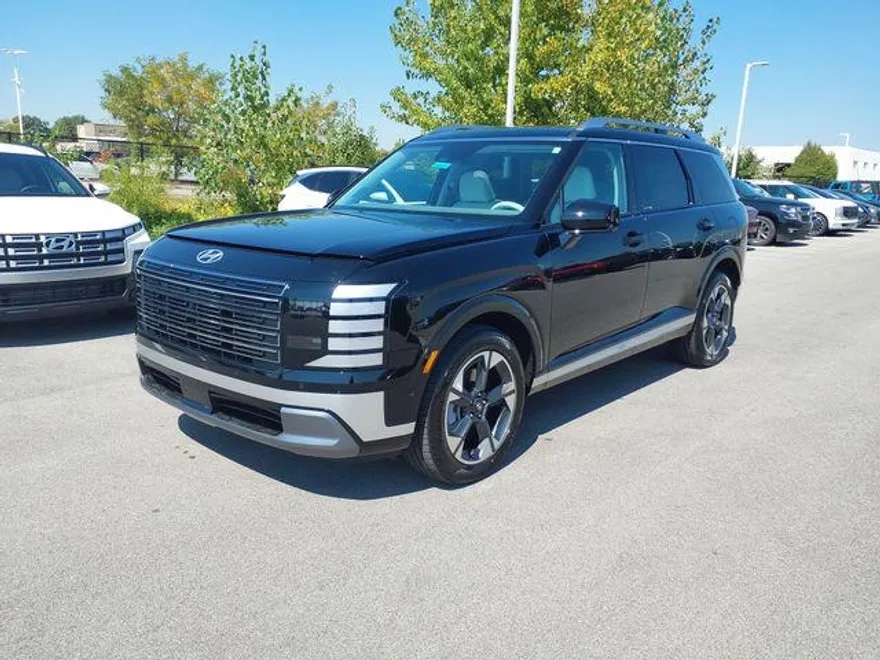 2026 Hyundai Palisade Limited photo 1