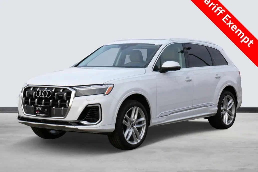 2025 Audi Q7 55 Premium Plus photo 1
