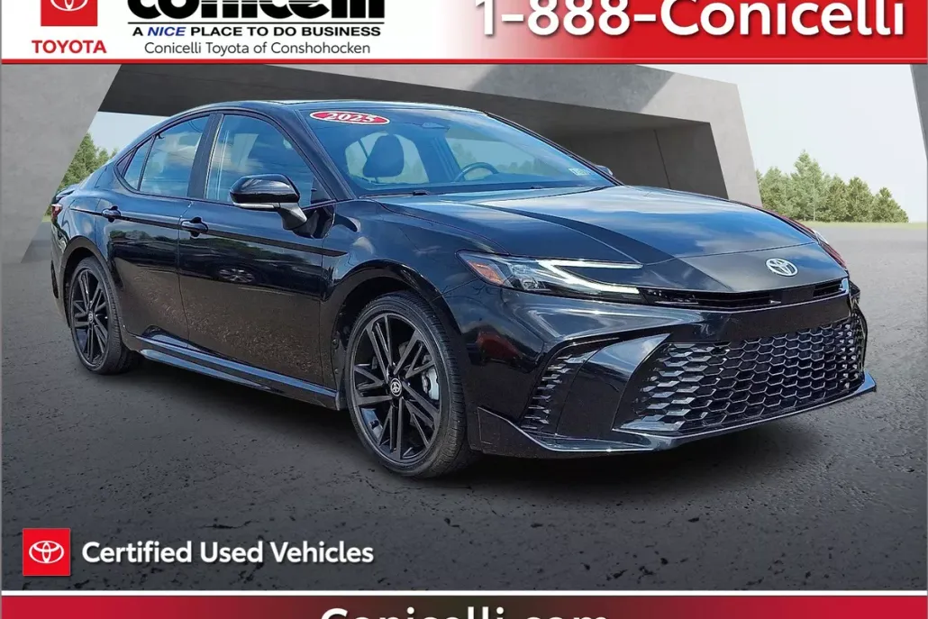 2025 Toyota Camry XSE photo 1