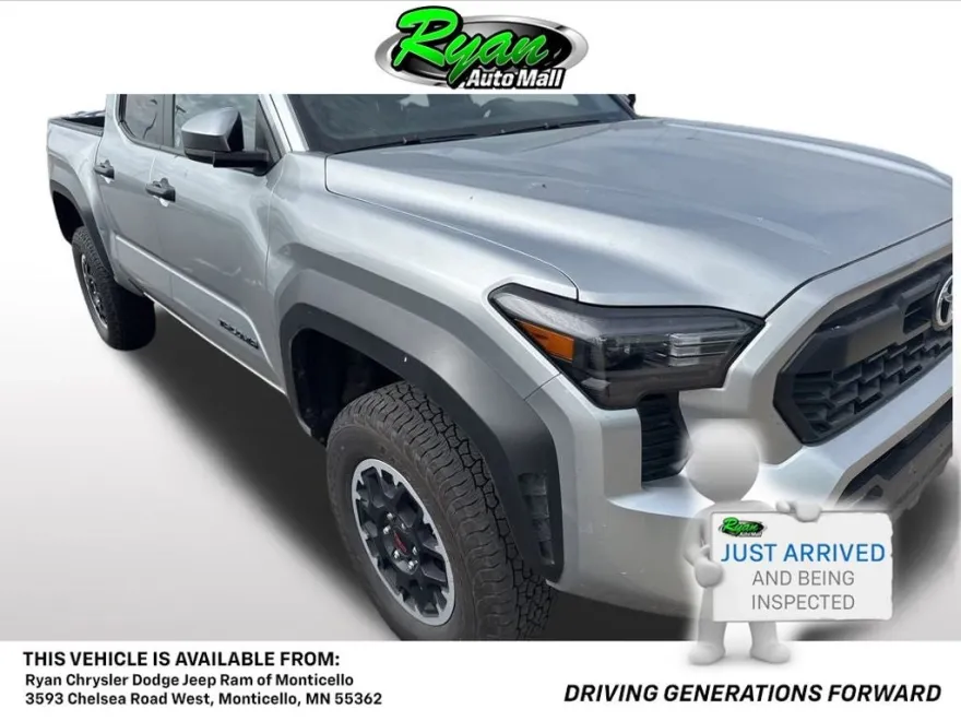 2024 Toyota Tacoma TRD Off-Road photo 1
