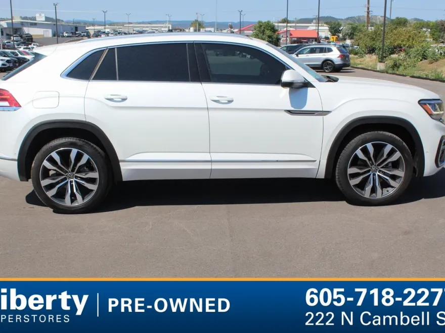 2023 Volkswagen Atlas Cross Sport V6 SEL Premium R-Line photo 1