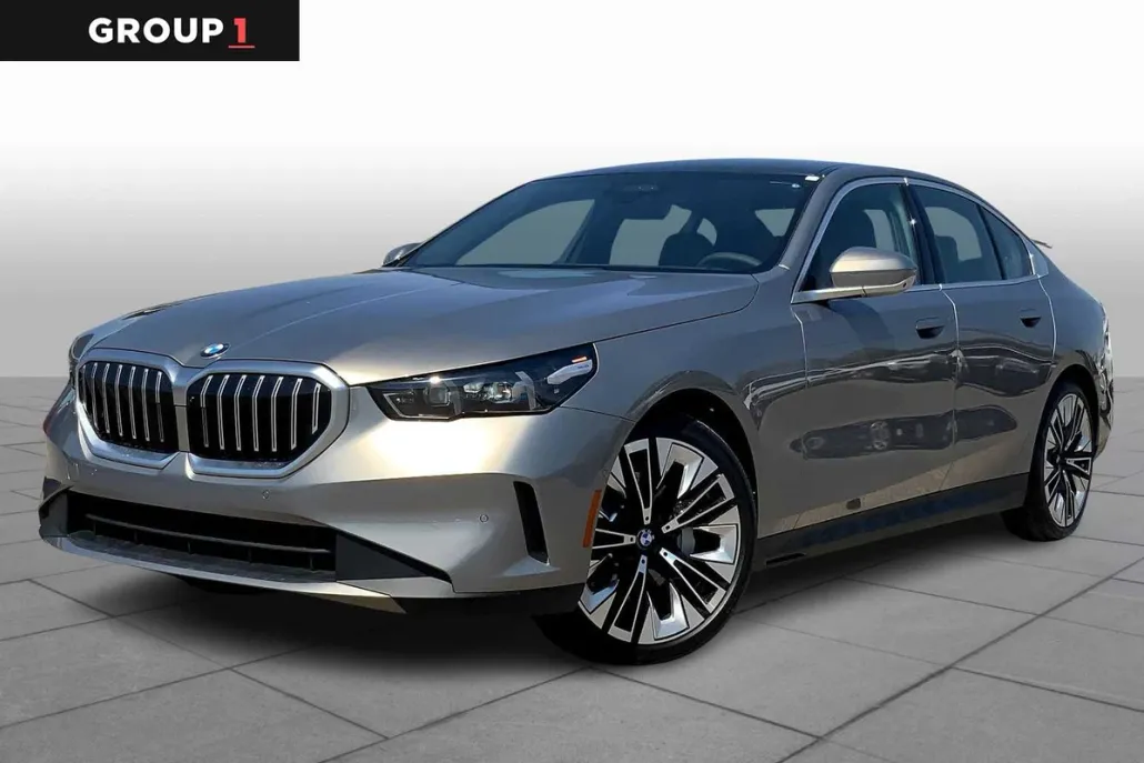 2026 Bmw 530i photo 1