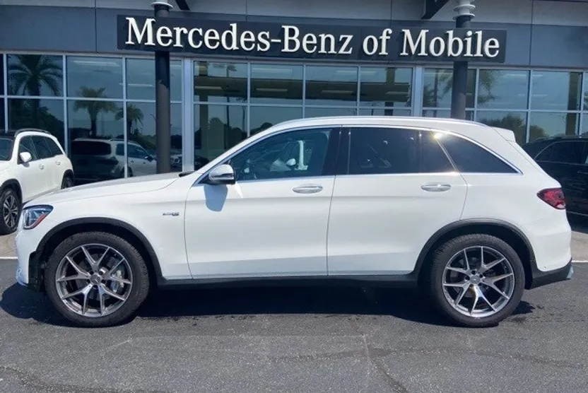 2022 Mercedes Benz GLC 43 AMG photo 1