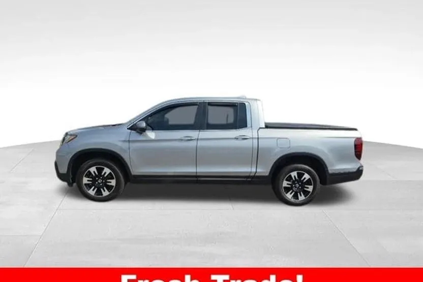 2020 Honda Ridgeline RTL photo 1