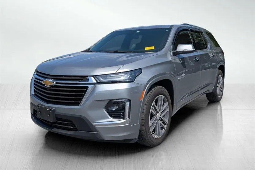 2023 Chevrolet Traverse High Country photo 1