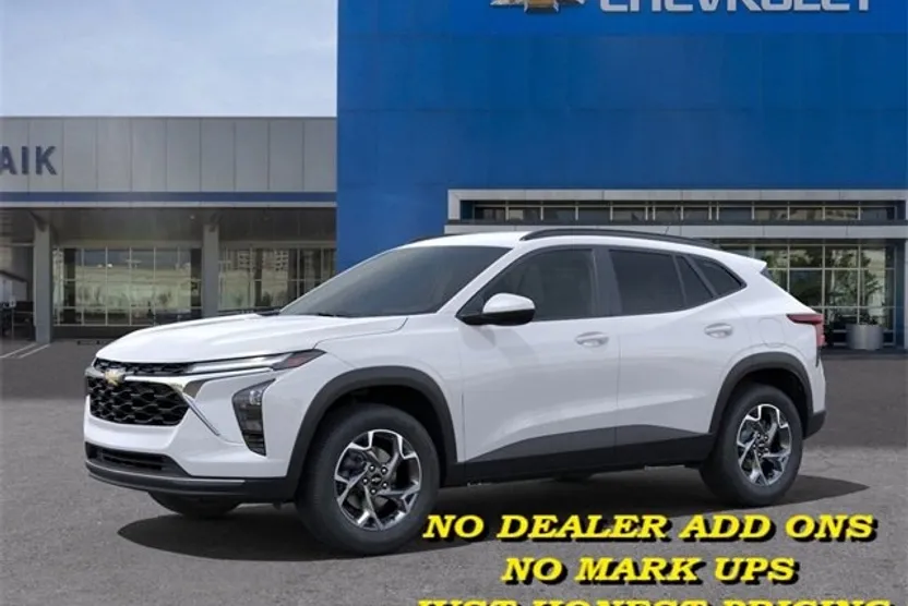 2025 Chevrolet Trax LT photo 1