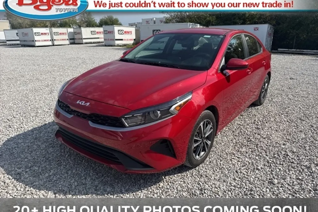 2024 Kia Forte LXS photo 1