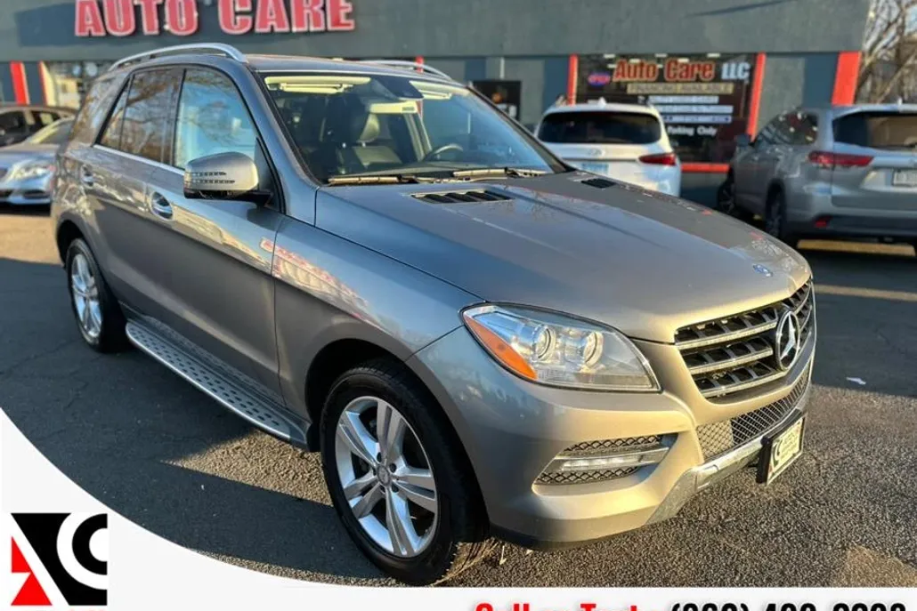 2015 Mercedes Benz ML 4MATIC 350 photo 1