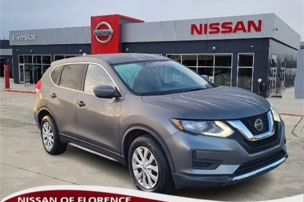 2020 Nissan Rogue S photo 1