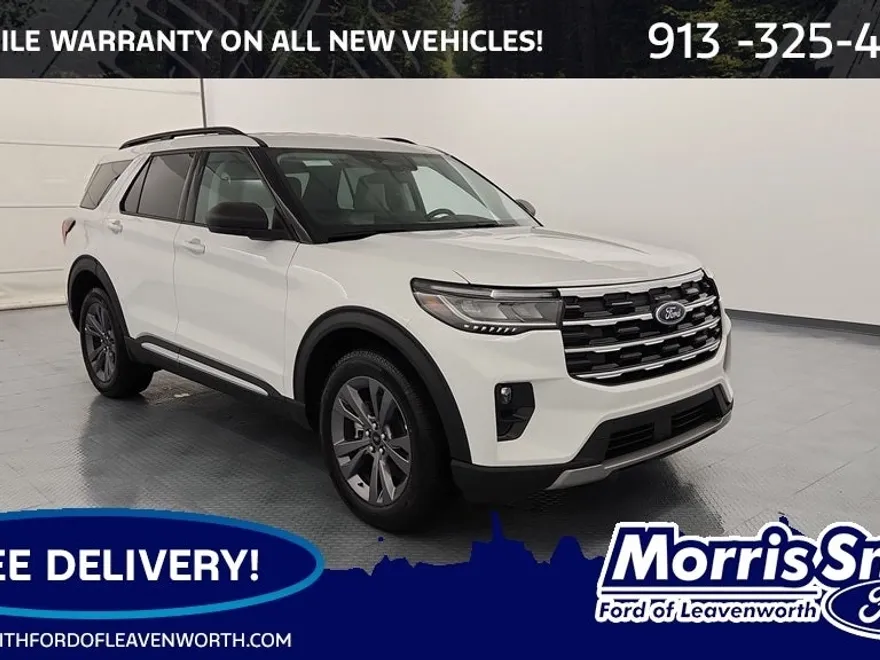 2025 Ford Explorer photo 1