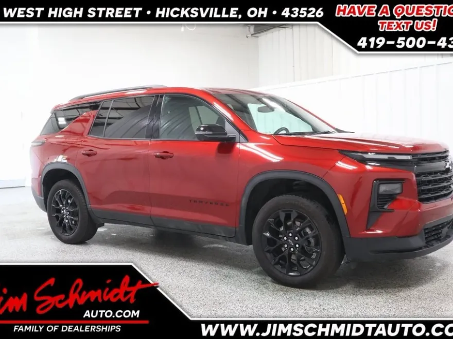 2024 Chevrolet Traverse photo 1